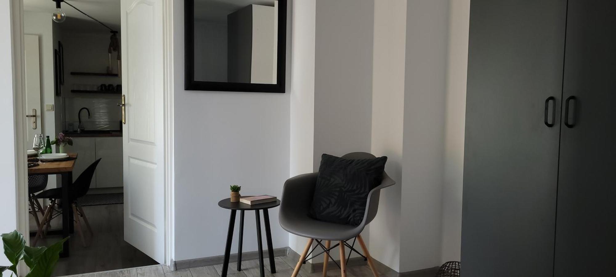 Apartamenty Pod Uwalonym Debem Jezow Sudecki المظهر الخارجي الصورة